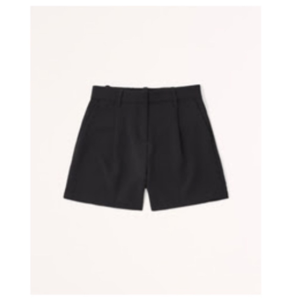 Abercrombie & Fitch High Rise Premium Crepe Tailored Short